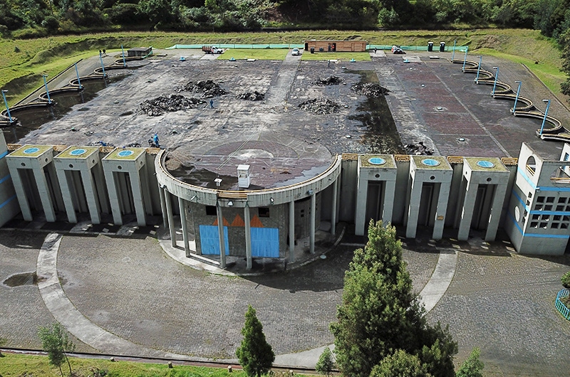 Diseños detallados para la construcción de un compartimiento adicional para cada uno de los tanques Suba Medio y Suba Alto